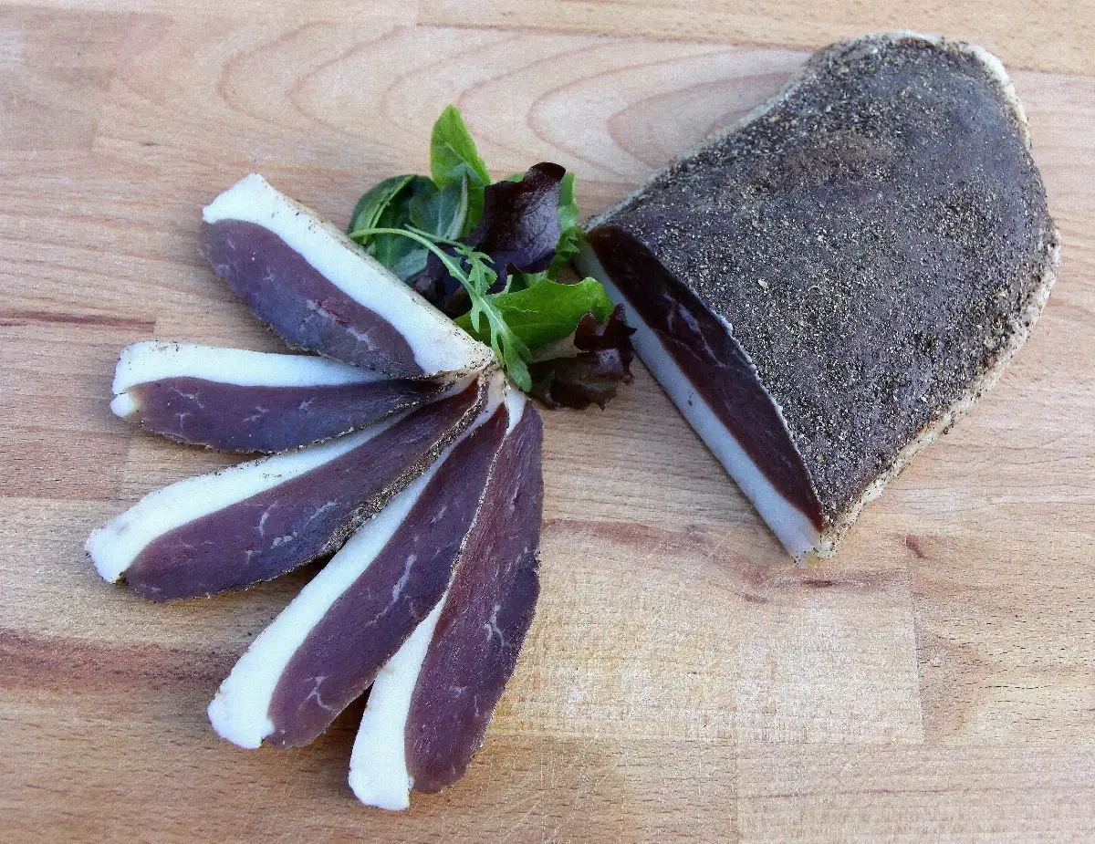 Demi magret séché maison aux herbes de provences