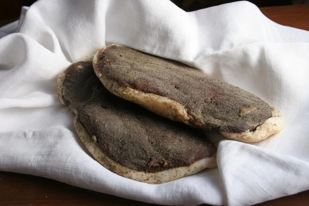 Magret séché entier au piment d'espelette